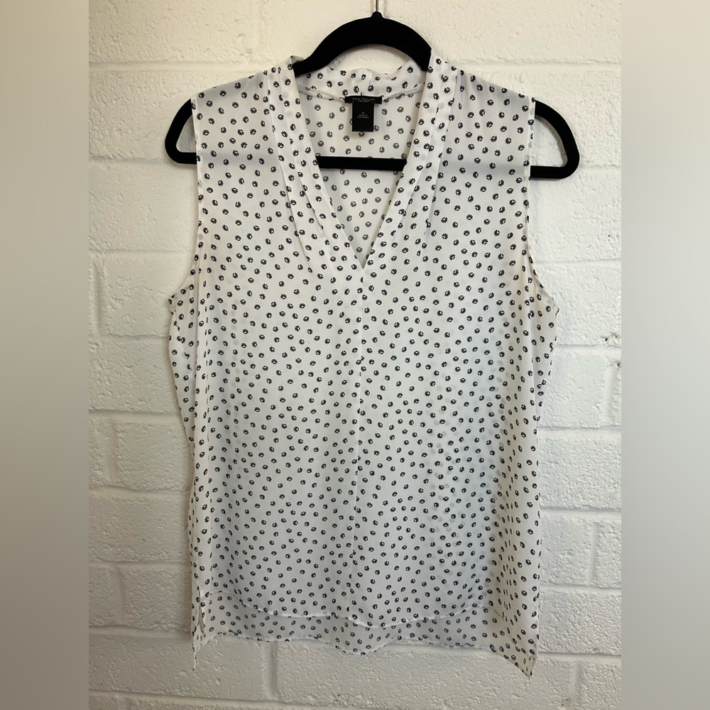 Ann Taylor White and Black Sleeveless Blouse